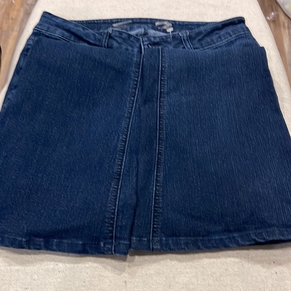 Seven7 jeans Flare Sz 6. Excellent Condition Like New - Picture 2 of 9